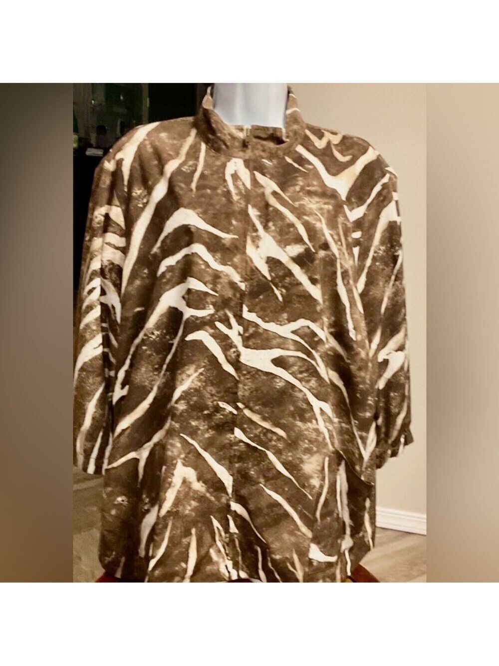 Chico's Brown Cream Zip Up Blouse Jacket